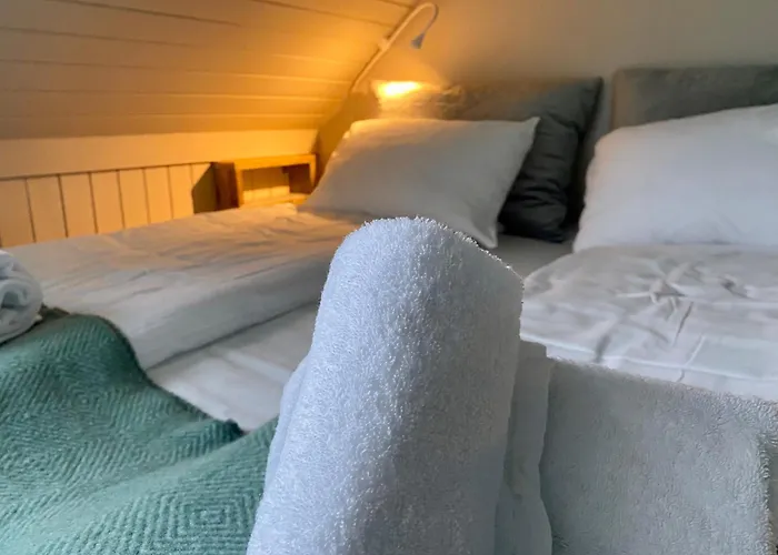 Notnes Midnattsol 3* Skrova