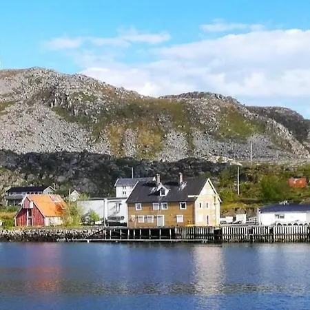 Notnes Midnattsol Guest house